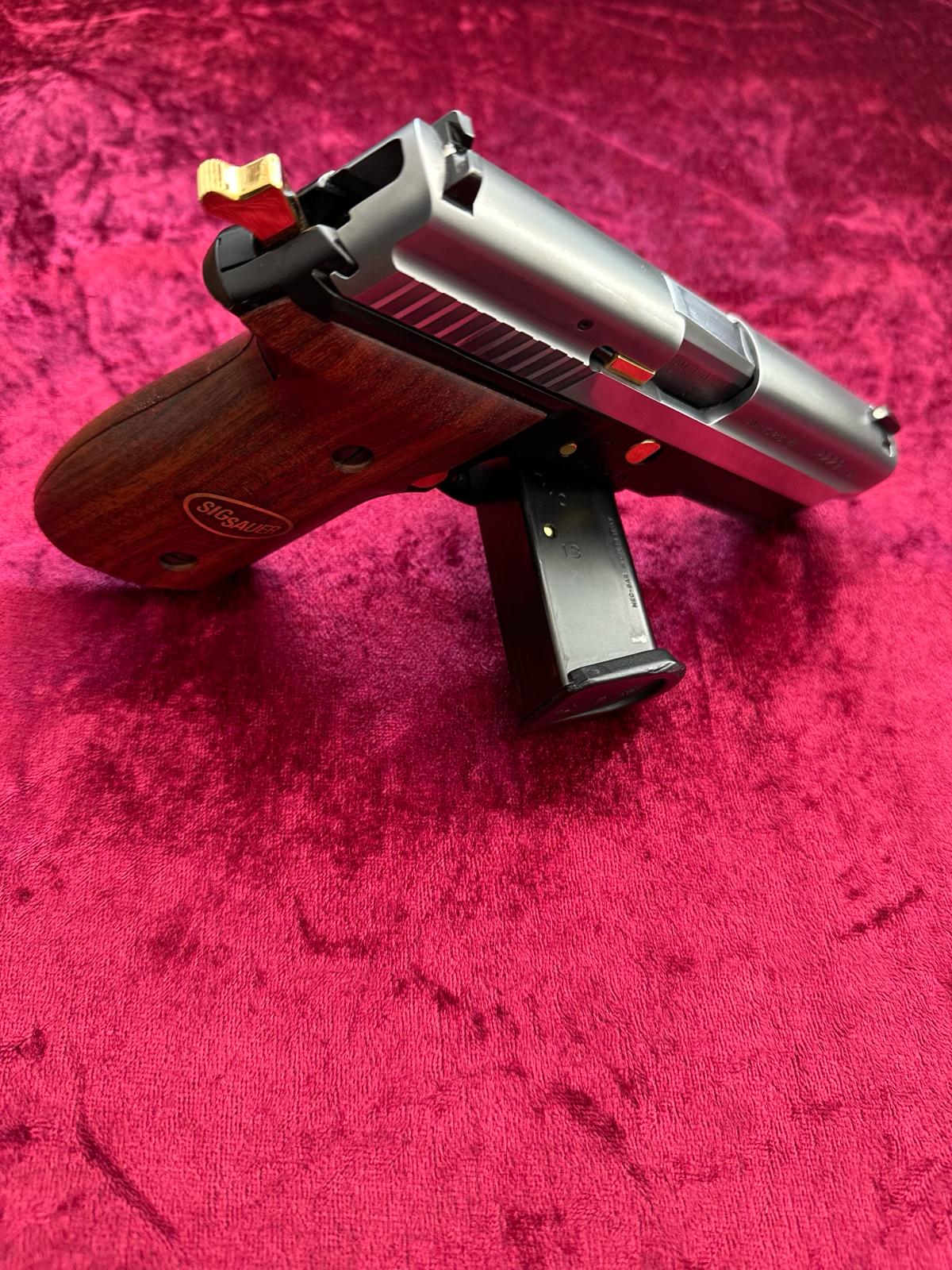 Sig%20Sauer%20P%20229%20Two%20Tone%20SPORT